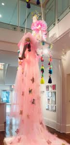 tentoonstelling “ Art Couture: the intersection of art and fashion “