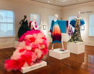 tentoonstelling “ Art Couture: the intersection of art and fashion “